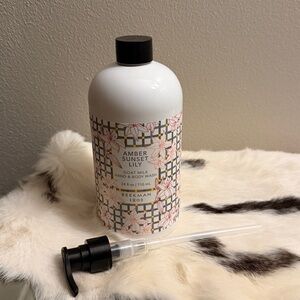 Beekman 1802 Goat Milk Hand And Body Wash in Amber Sunset Lily, 24oz Sealed